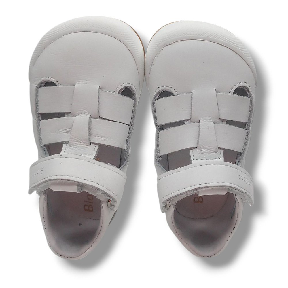 Blanditos by Crio's Sandalia Cerrada Barefoot OCEANO BLCO25V Niño CORDONETS - Imagen 6